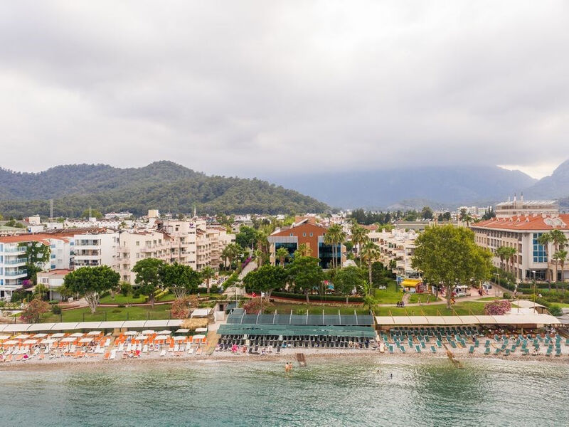 Fame Residence Beach Park