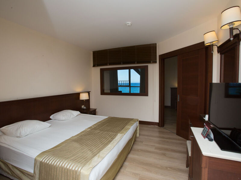Fame Residence Kemer Spa