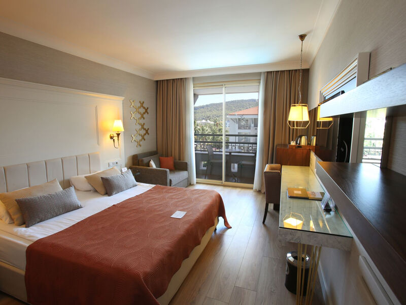 Fame Residence Kemer Spa