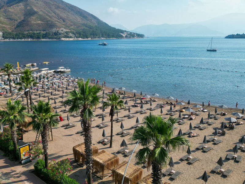 Faros Premium Beach