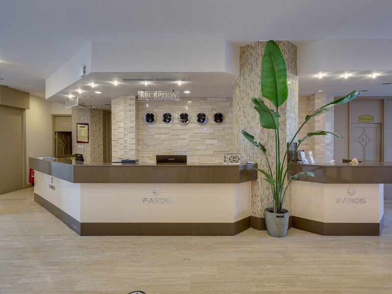 Faros Premium Beach