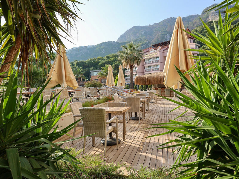 Faros Premium Beach