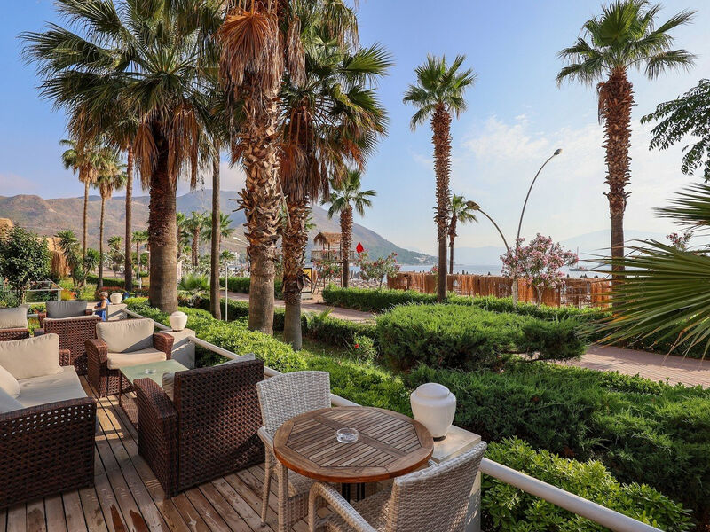 Faros Premium Beach