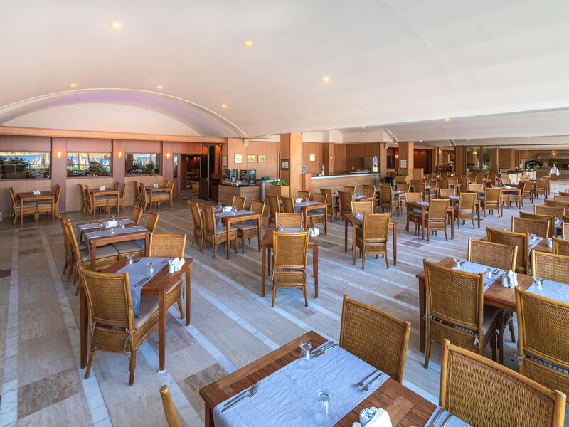 Faros Premium Beach