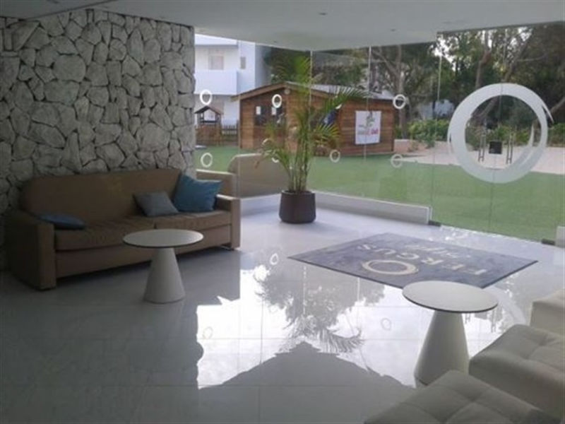 Fergus Style Cala Blanca Suites