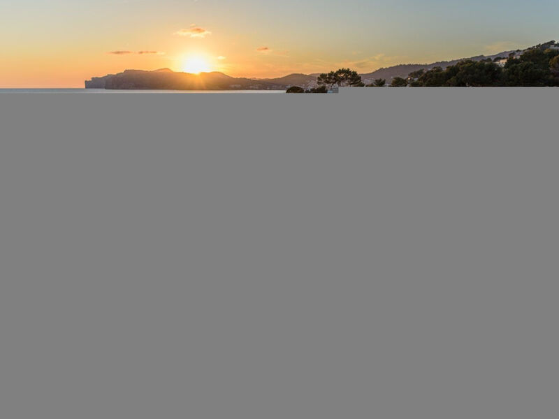 Fergus Style Cala Blanca Suites