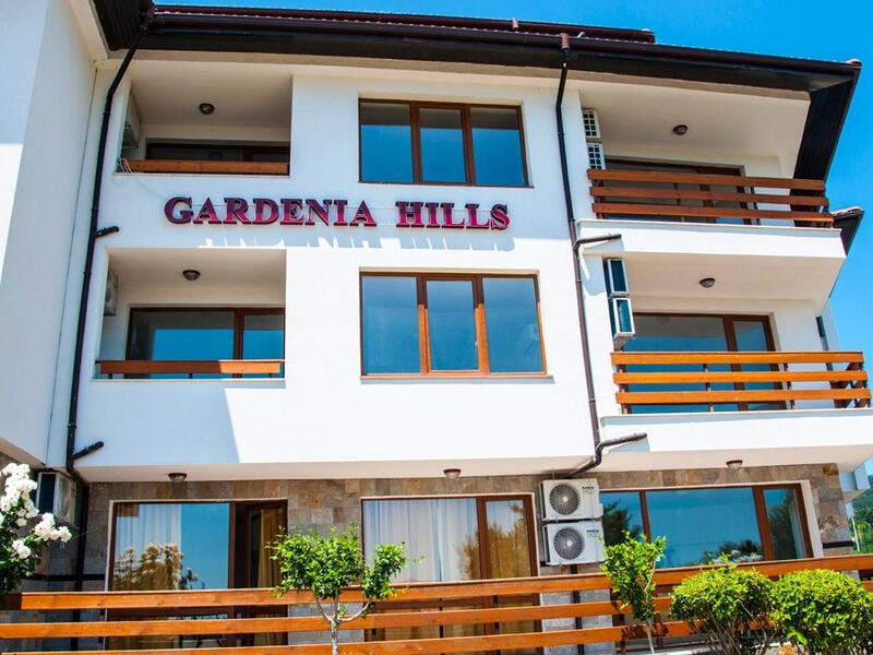 Festa Gardenia Hills