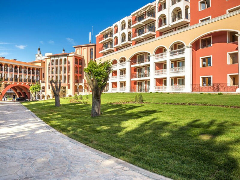 Festa Via Pontica Resort