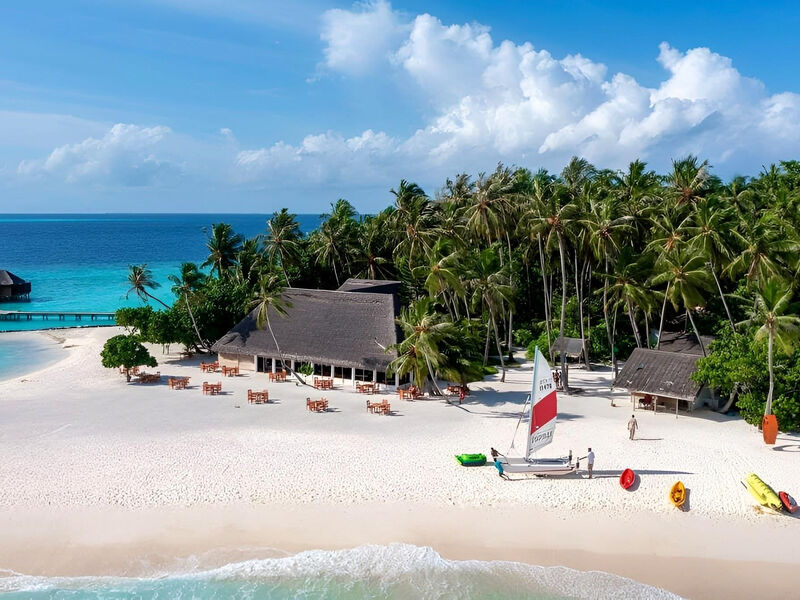 Fihalhohi Island Resort