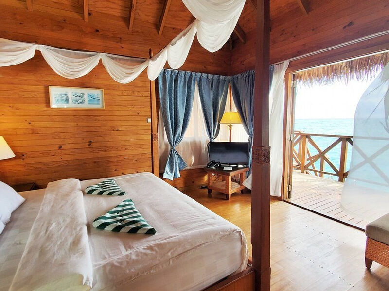 Fihalhohi Island Resort