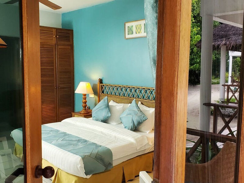 Fihalhohi Island Resort