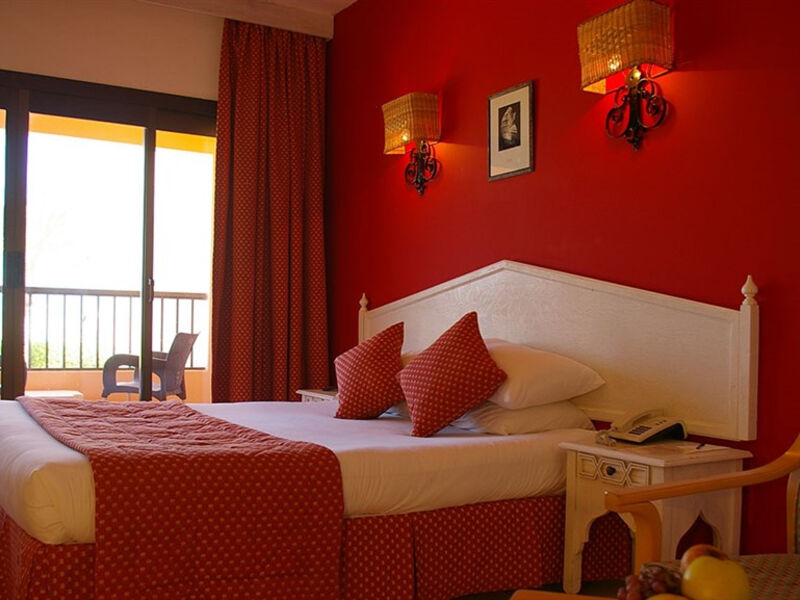 Flamenco Beach And Resort