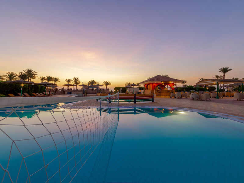 Flamenco Beach & Resort