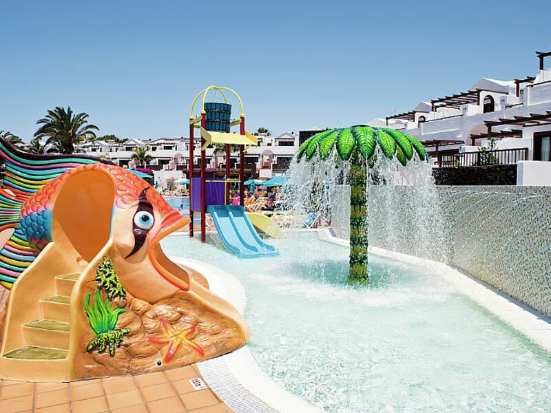 Flamingo Beach