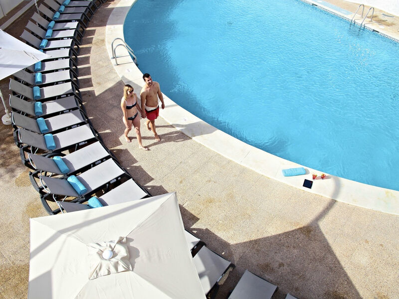 Flamingo Beach Resort
