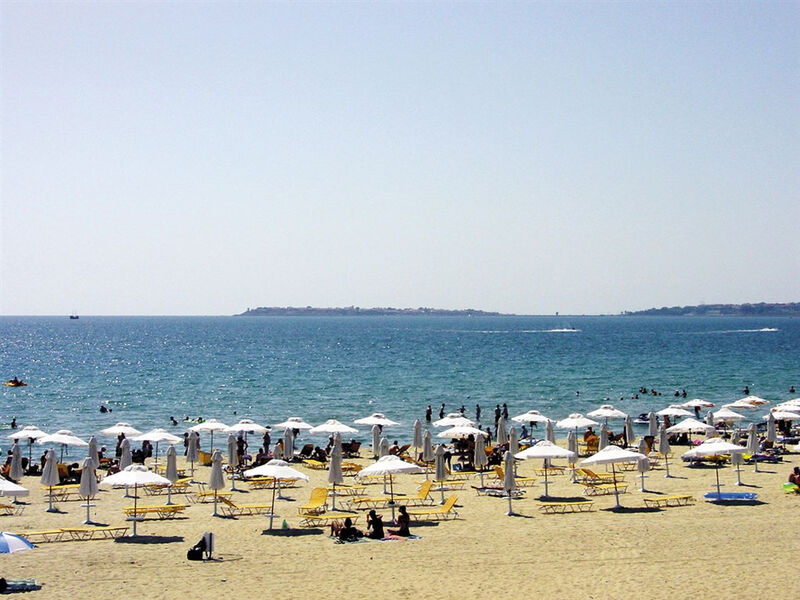 Flamingo Beach