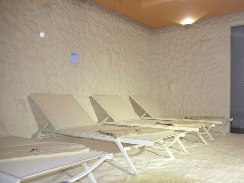 Fllad Resort