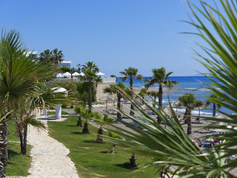 Flora Garden Beach Side