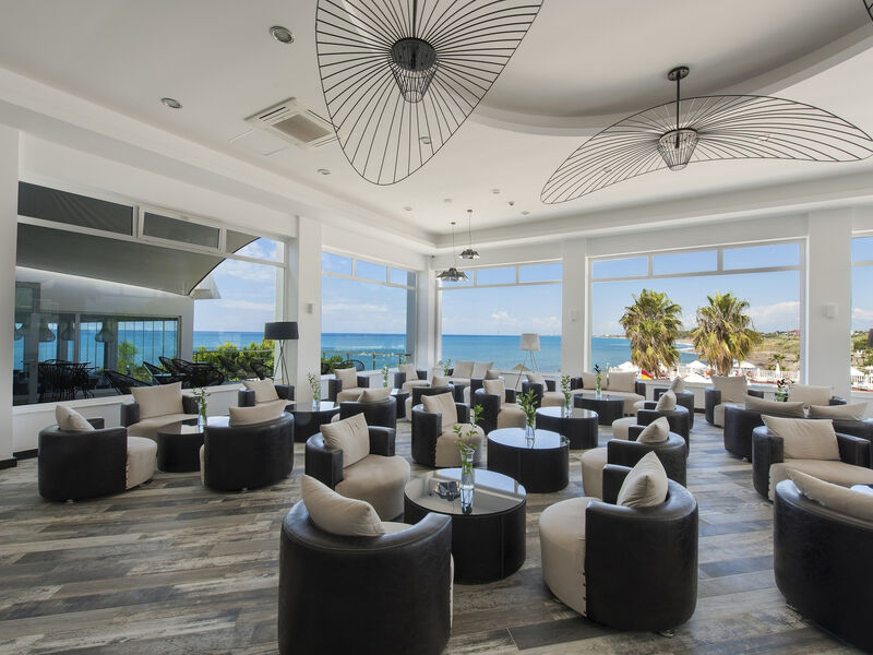 Flora Garden Beach Side