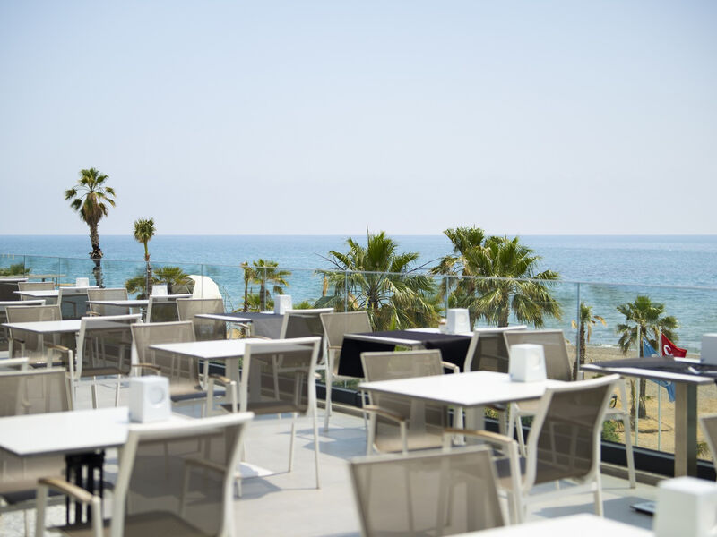 Flora Garden Beach Side