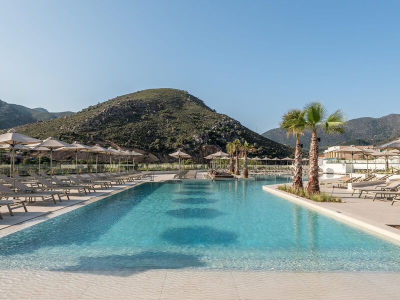 Fodele Beach Resort