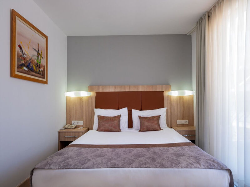 Fore Resort & Spa