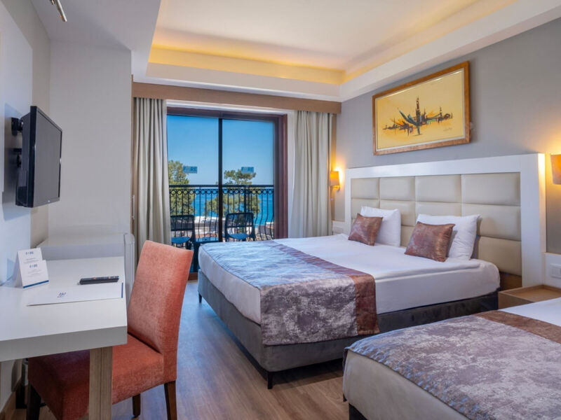 Fore Resort & Spa