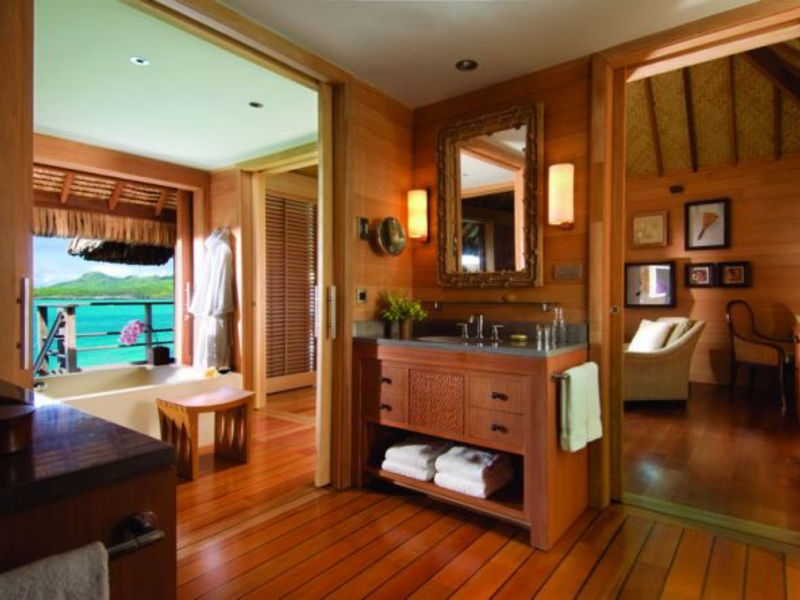 Four Seasons Bora Bora Resort
