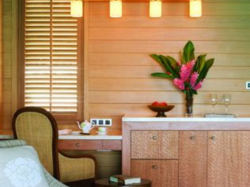Four Seasons Bora Bora Resort