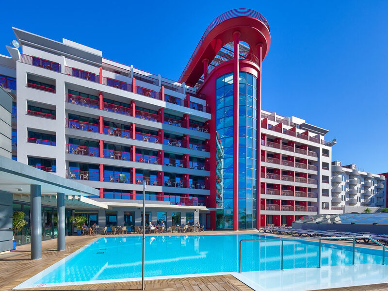 Four Views Monumental Lido