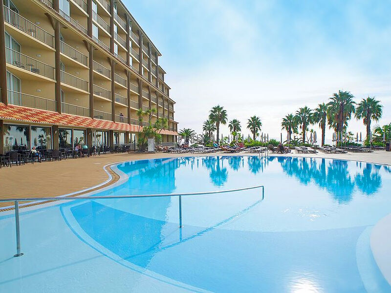 Hotel Four Views Oasis