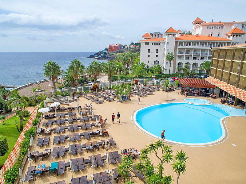 Hotel Four Views Oasis