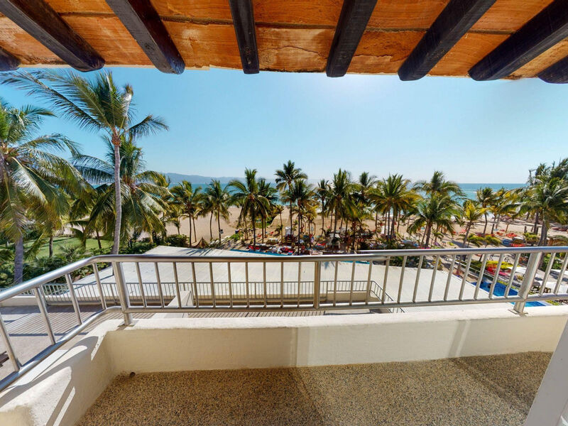 Friendly Fun Puerto Vallarta