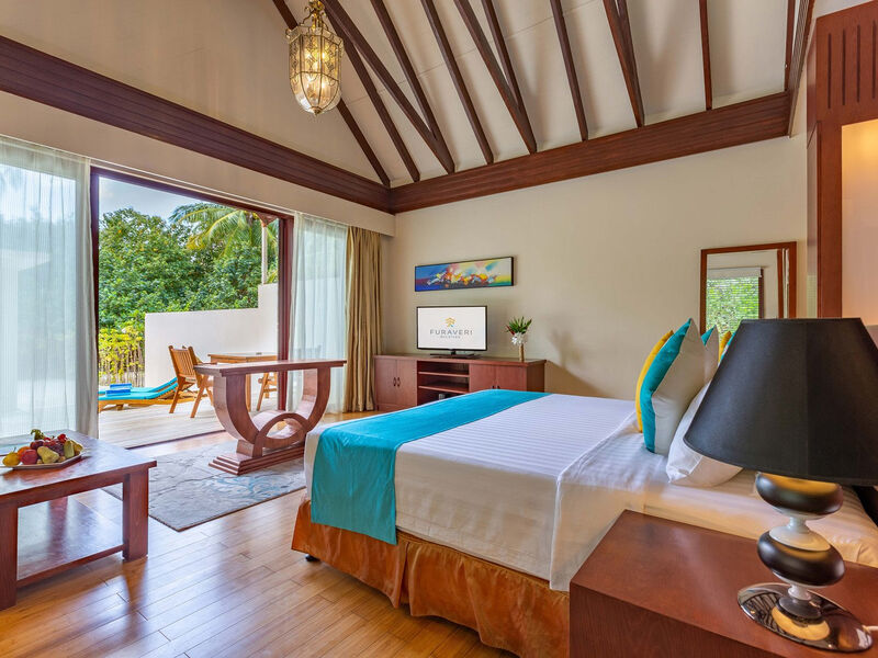 Furaveri Island Resort & Spa