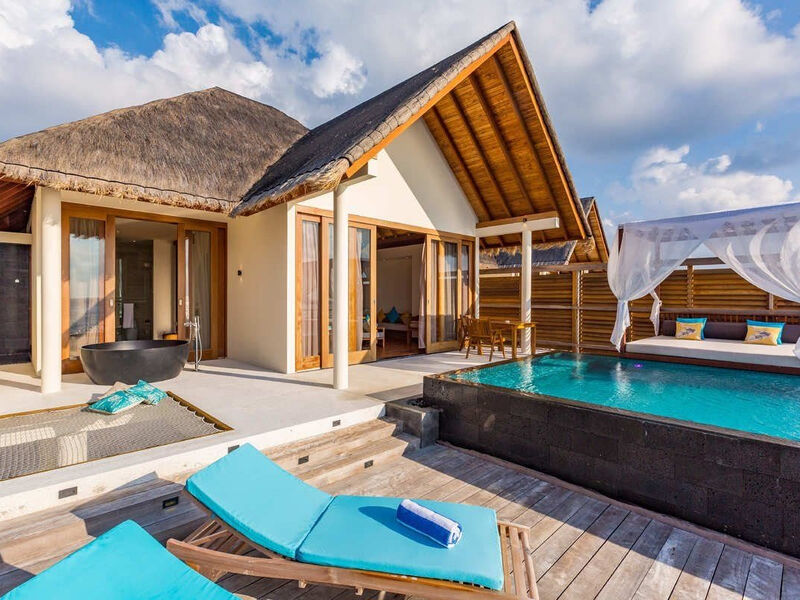 Furaveri Island Resort & Spa