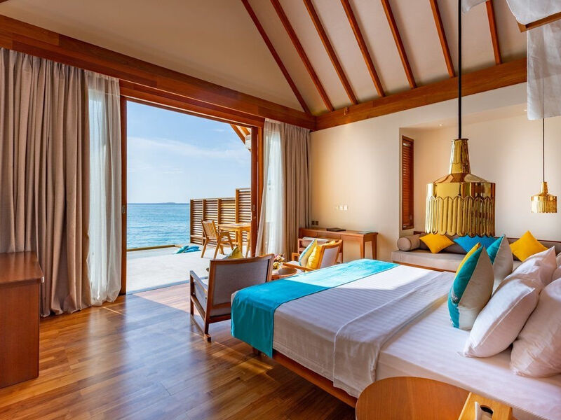 Furaveri Island Resort & Spa