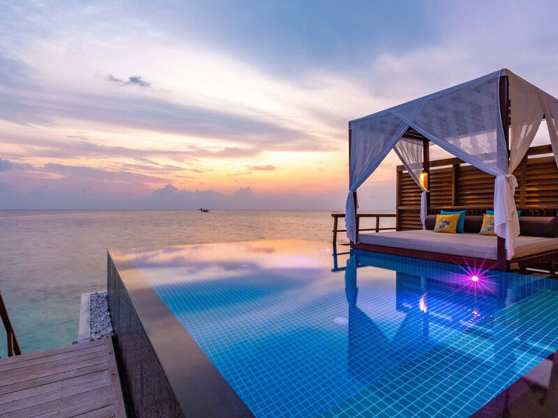 Furaveri Island Resort & Spa