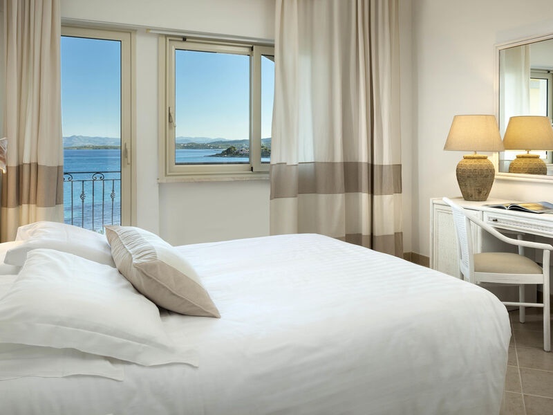 Gabbiano Azzurro Hotel & Suites