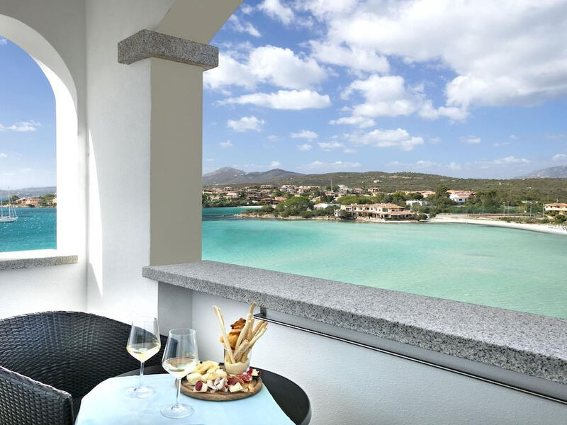 Gabbiano Azzurro Hotel & Suites