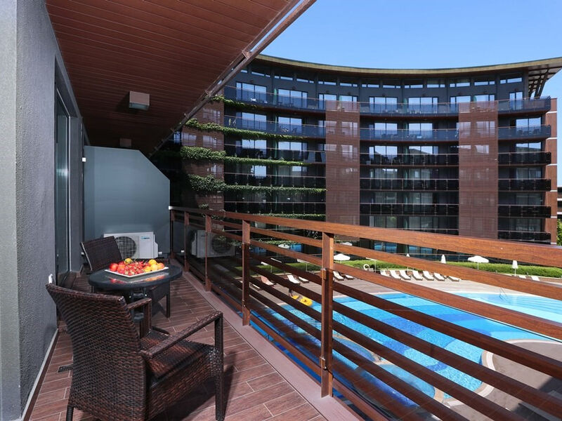 Galeon Residence