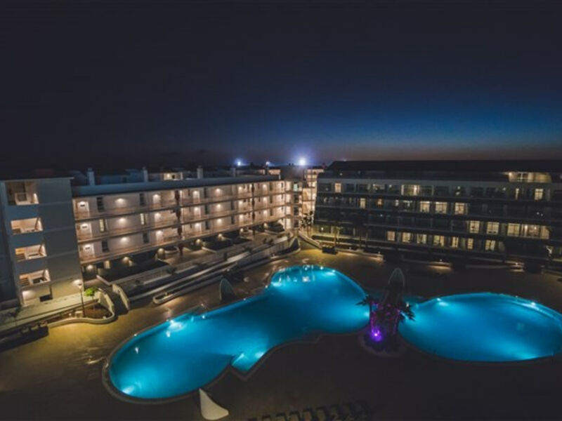 Gara Suites Golf & Spa