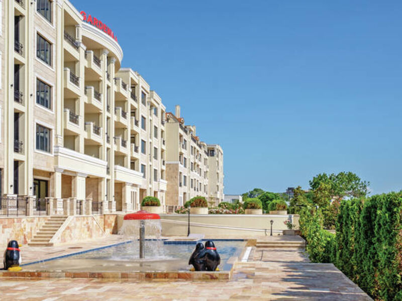 Gardenia Beach Palace