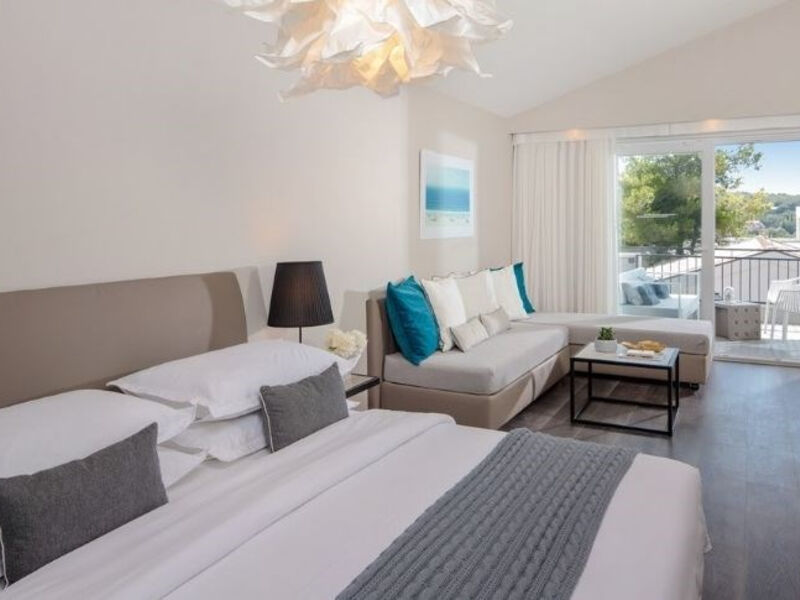 Gava Waterman Milna Resort