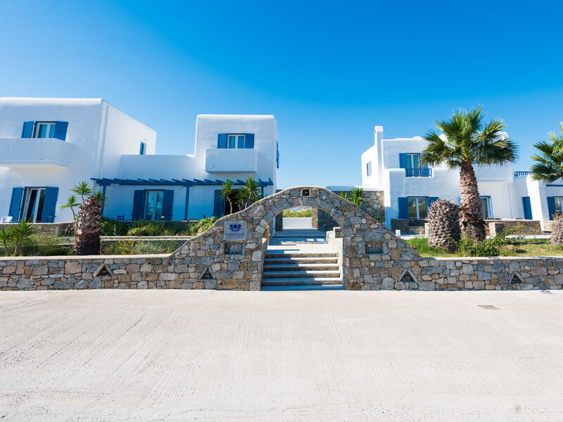 Giannoulaki Livin Mykonos Boutique