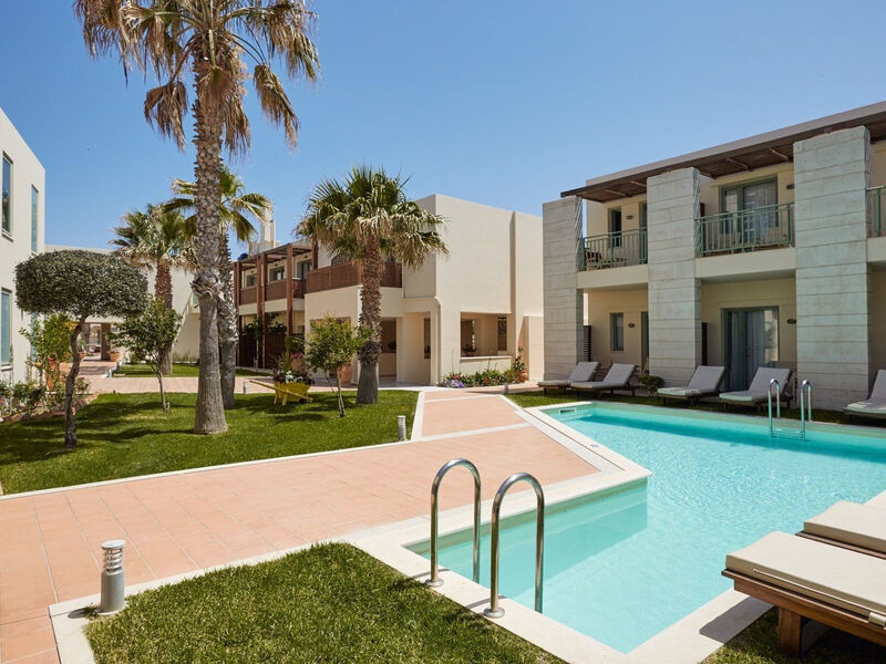 Giannoulis Grand Bay Beach Resort