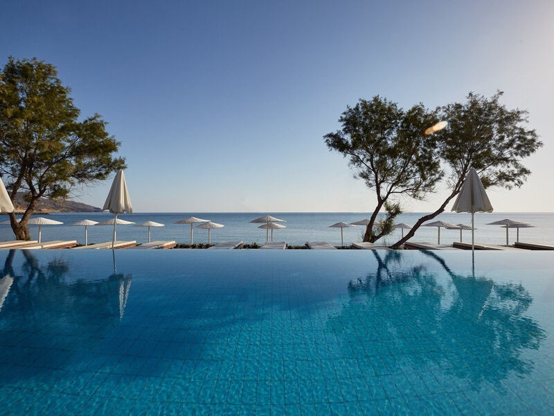 Giannoulis Grand Bay Beach Resort