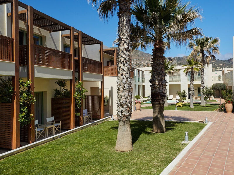 Giannoulis Grand Bay Beach Resort