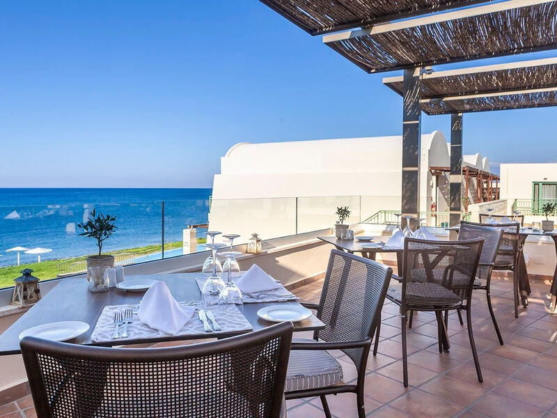 Giannoulis Grand Bay Beach Resort