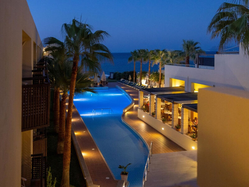 Giannoulis Santa Marina Plaza