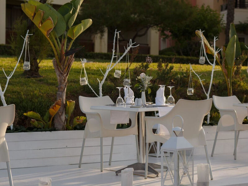 Giannoulis Santa Marina Plaza